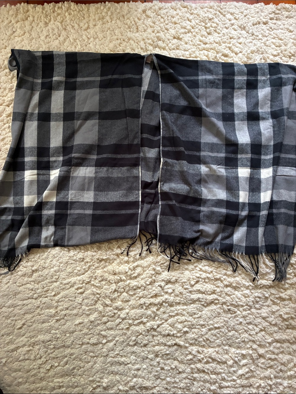 Woman’s Plaid Poncho